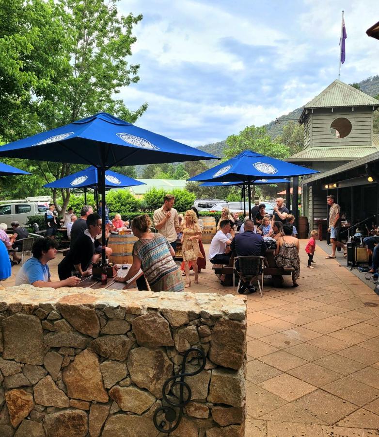 Harrietville Hotel Motel ภายนอก รูปภาพ