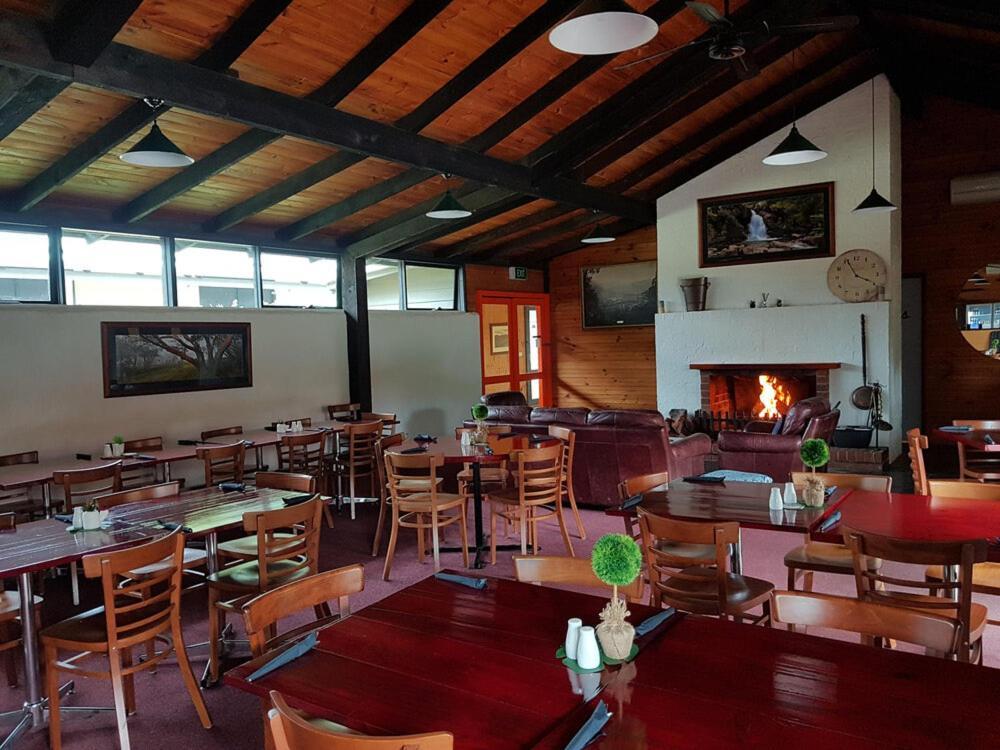 Harrietville Hotel Motel ภายนอก รูปภาพ